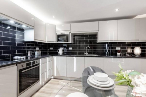 Lovely 2 bed apartment with free parking & WI-FI
